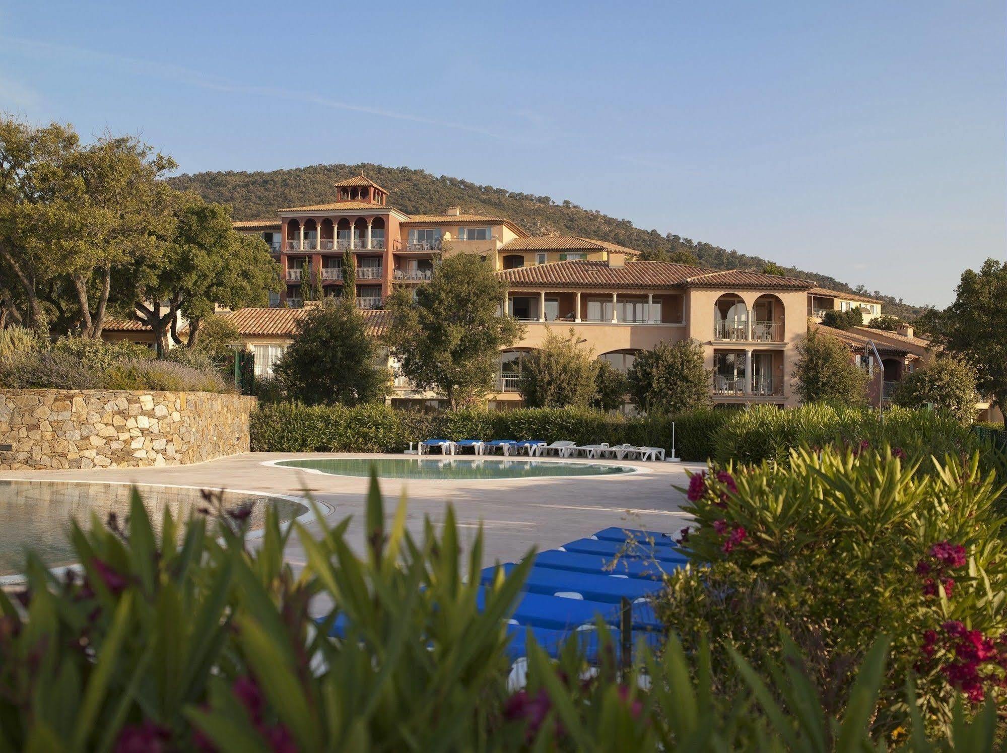 P&V Residence Le Hameau Des Issambrr Sainte-Maxime Exterior photo