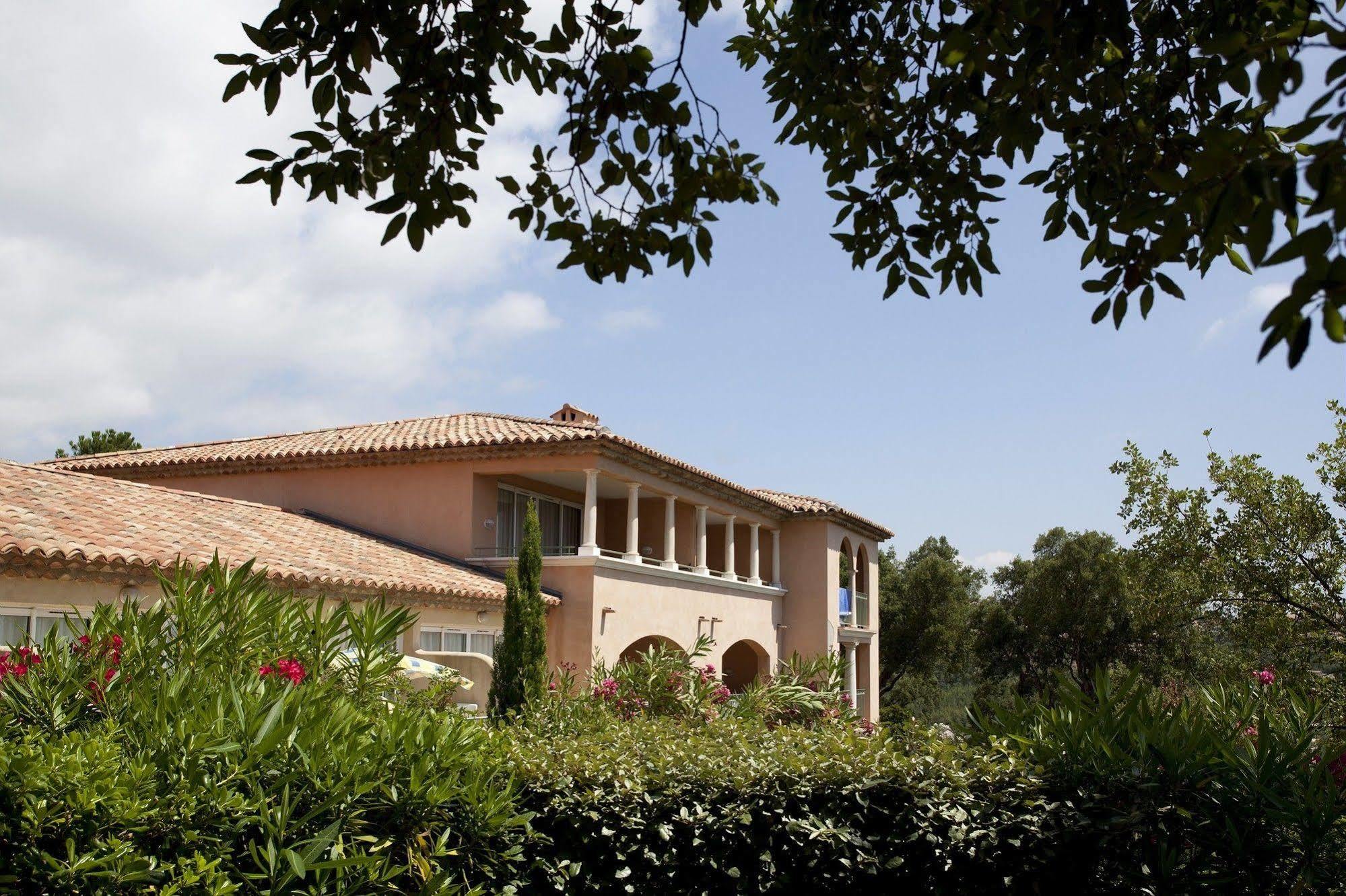 P&V Residence Le Hameau Des Issambrr Sainte-Maxime Exterior photo